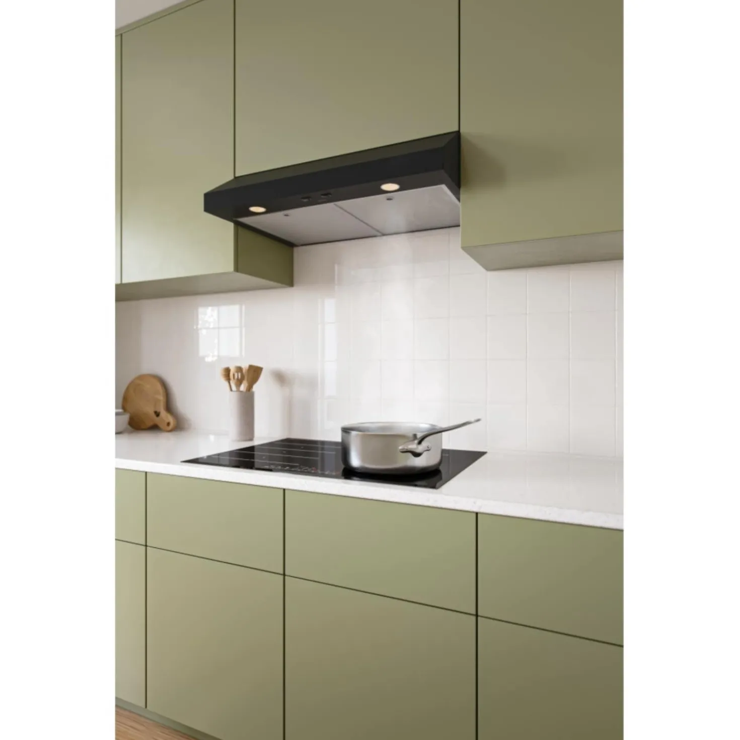 BROAN Hotte Standard Noir 30" , 350 PI3/MIN-GLA1303BL