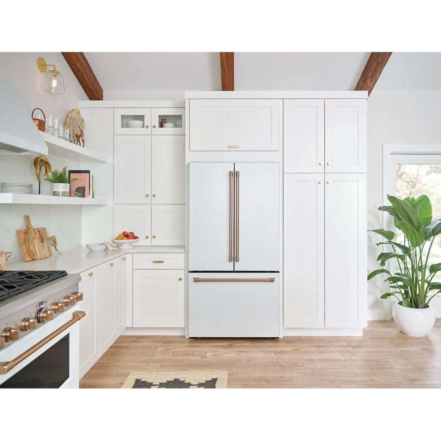 CAFE Réfrigérateur 23,1 pi3 36 po Blanc Congélateur en bas, Portes françaises - CWE23SP4MW2