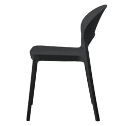 Chaise intérieur/extérieur empilable en résine – noir