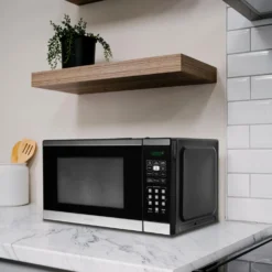 DANBY Micro-ondes Inox 900 20.5