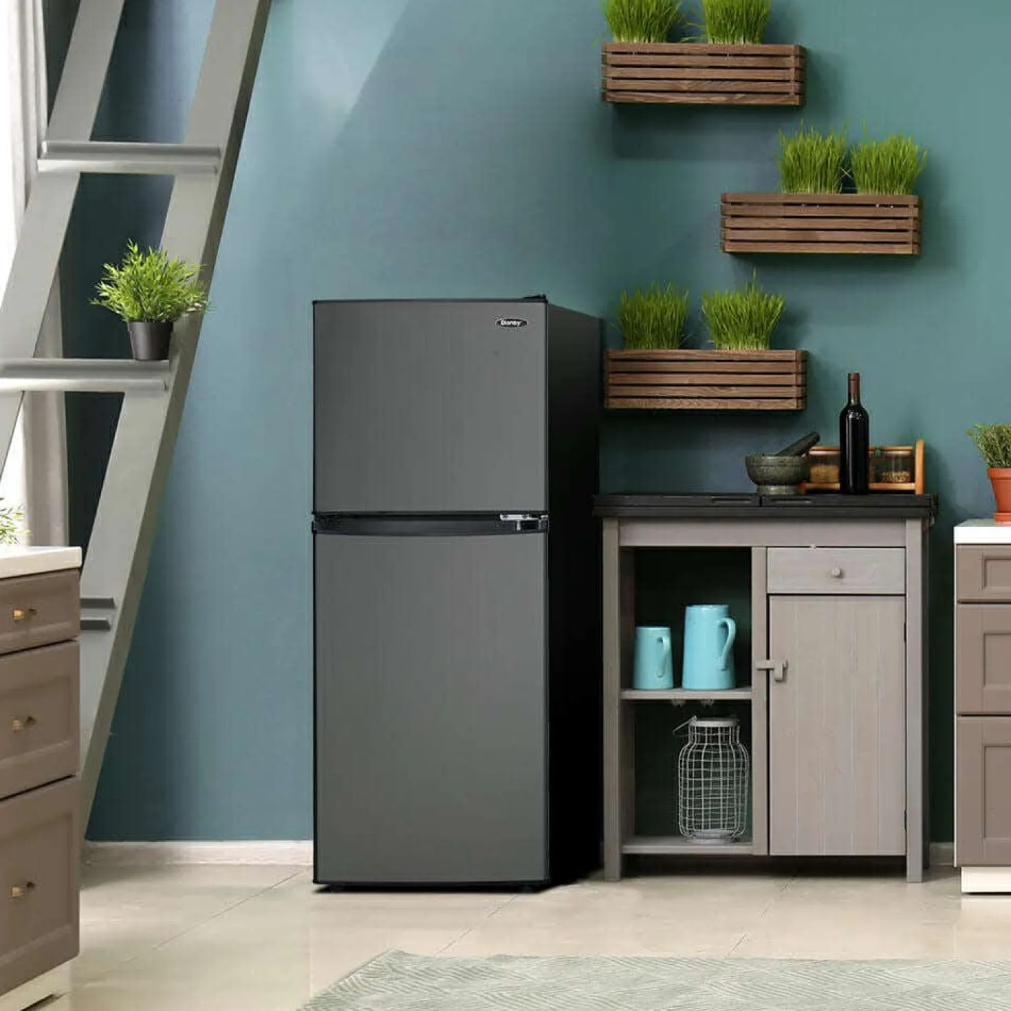 DANBY Réfrigérateur 4,7 pi3 Inox noir Compact - DCR047A1BBSL