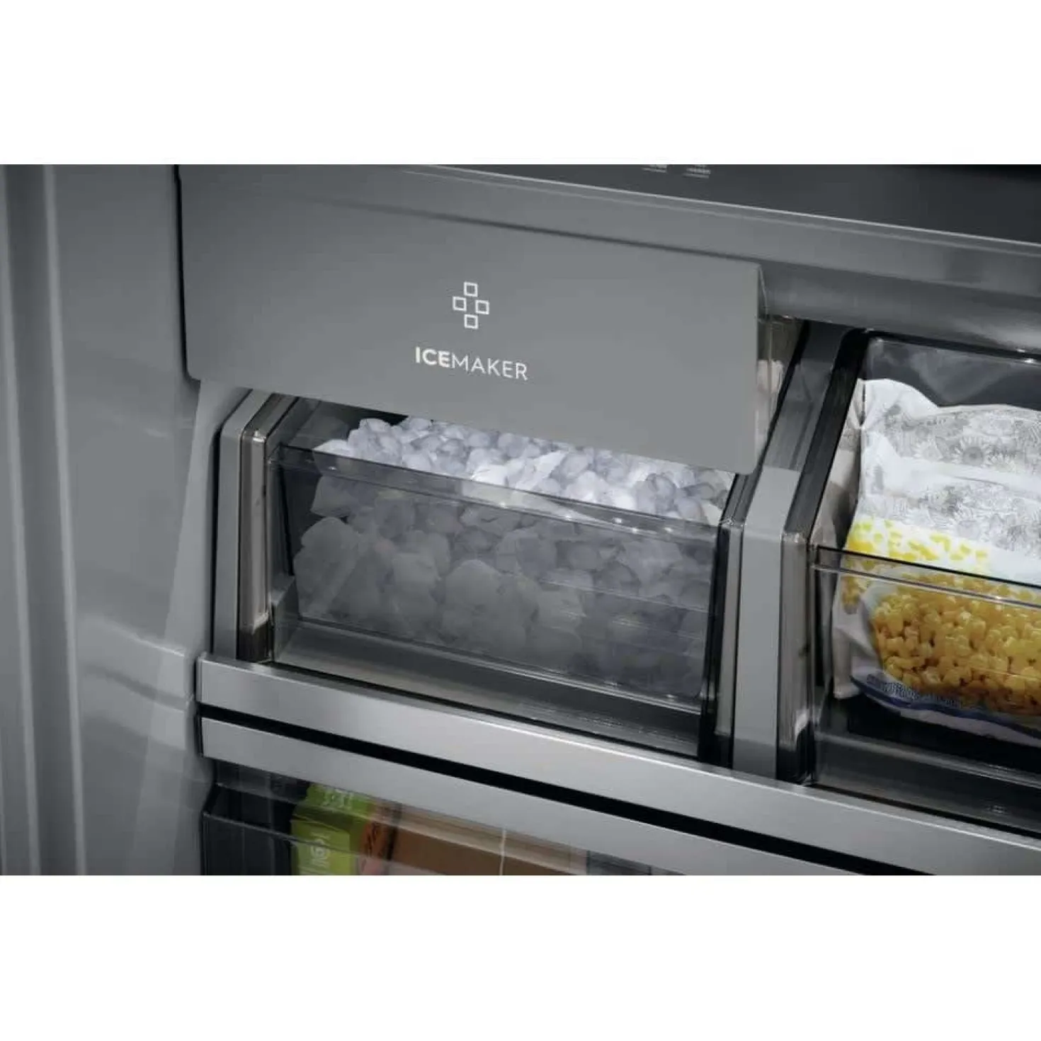 ELECTROLUX Congélateur 19 pi3 33 po, Inox, Vertical, 33" - EI33AF80WS