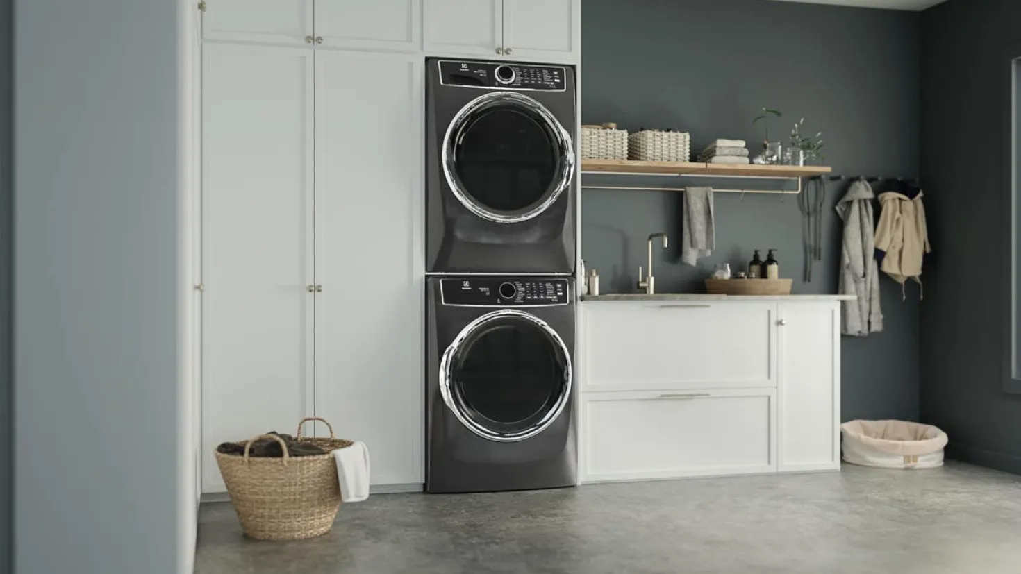 ELECTROLUX Sécheuse Chargement frontal Titane 27" - ELFE763CAT