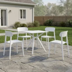 Ensemble à dîner d'extérieur en résine avec 1 table carrée et 4 chaises empilables - blanc