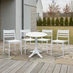 Ensemble à dîner d'extérieur en résine avec 1 table ronde et 4 chaises empilables - blanc