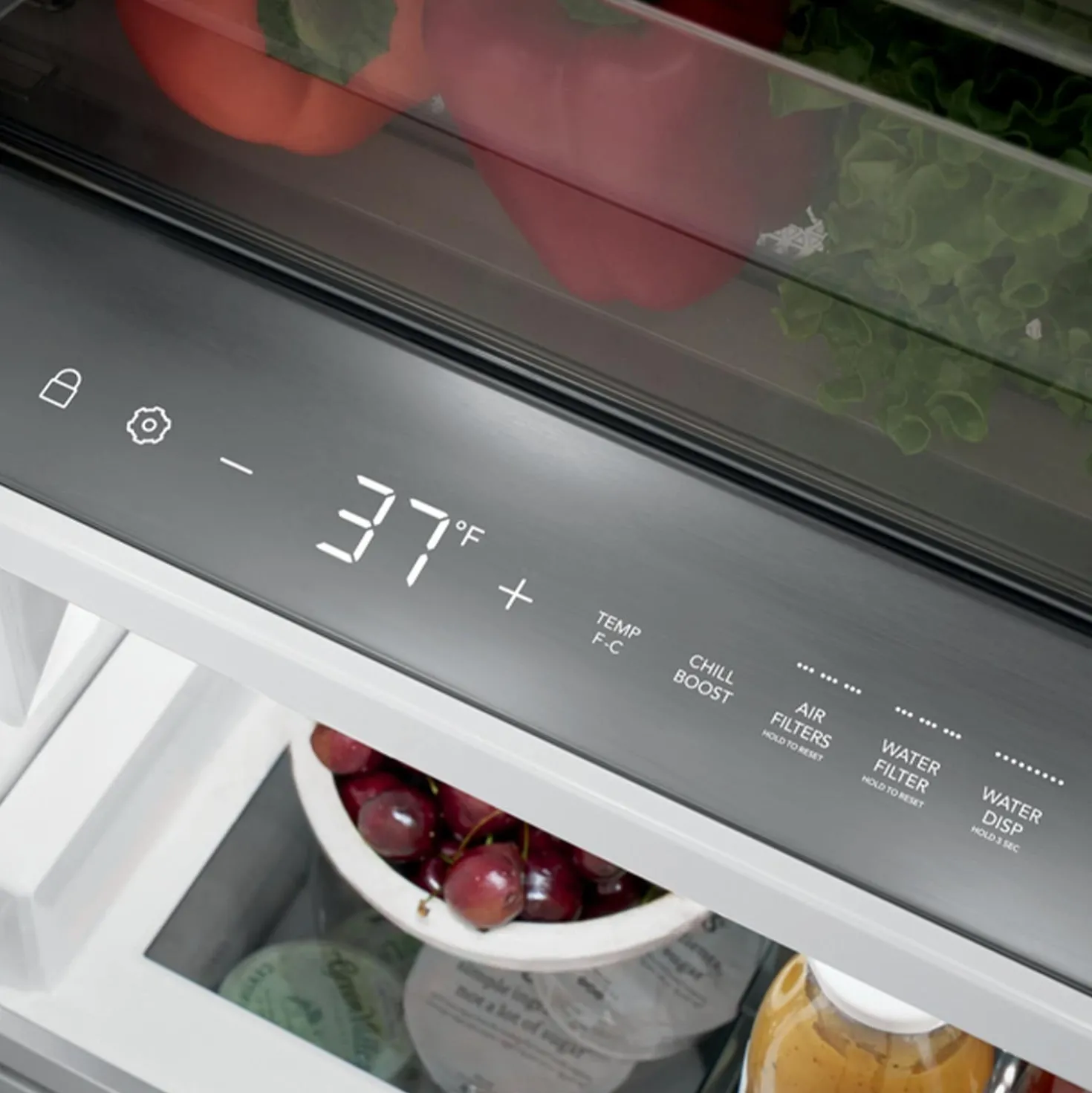Frigidaire Professional Réfrigérateur 19 pi3 33 po avec ensemble de garniture 79 poTout réfrigérateur -