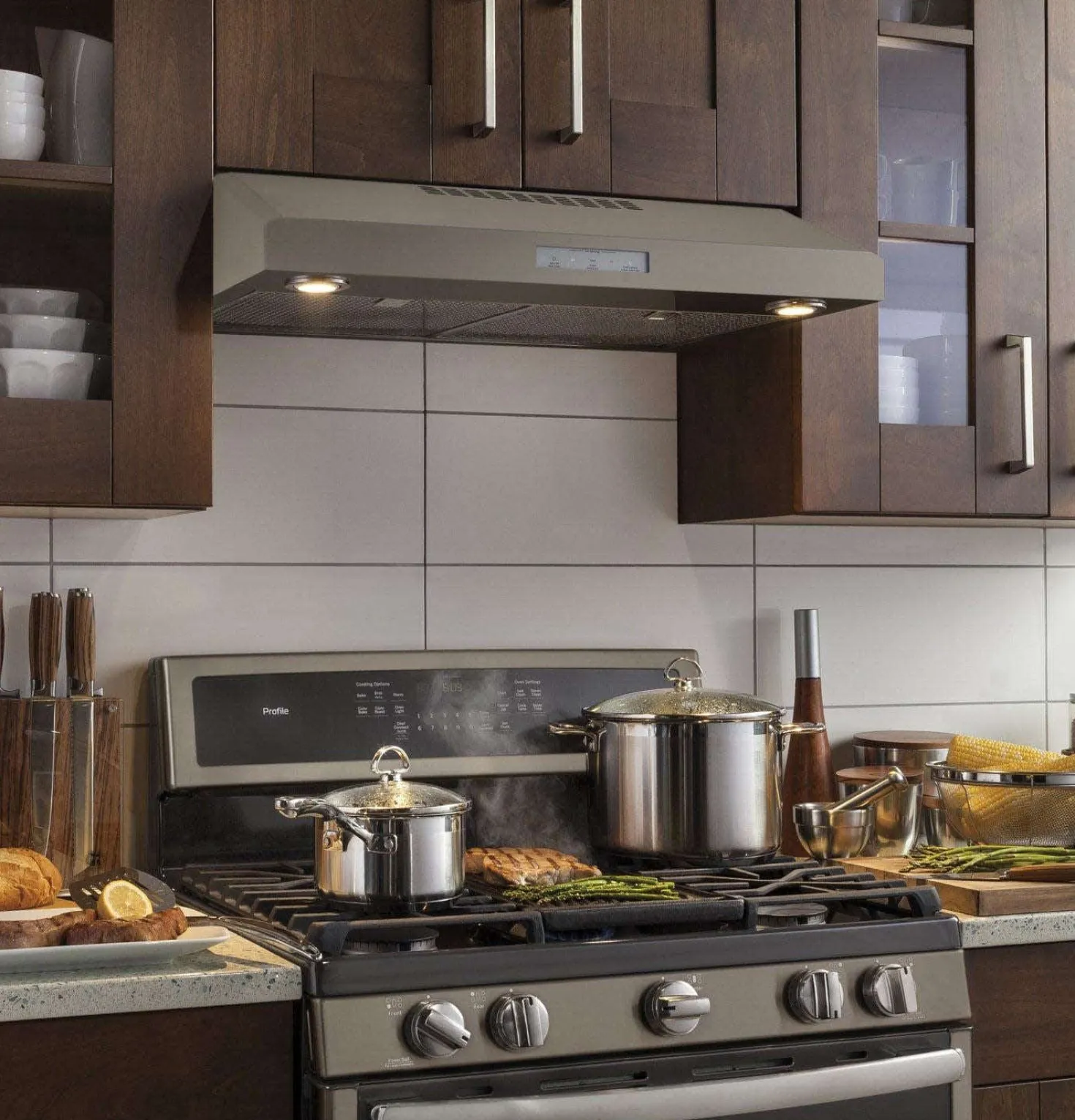 GE Profile Hotte Standard Ardoise 30" , 390 PI3/MIN-PVX7300EJESC