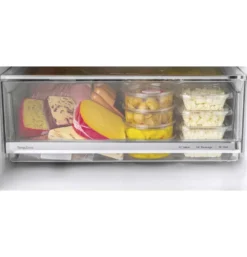 GE Réfrigérateur 11,9 pi3 24 po Acier inoxydable Congélateur en bas - GLE12HSPSS