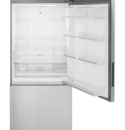 GE Réfrigérateur 17,7 pi3 31 po Acier inoxydable Congélateur en bas - GBE17HYRFS