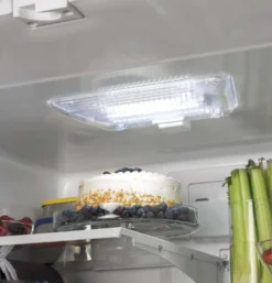 GE Réfrigérateur 24,8 pi3 33 po Acier inoxydable Congélateur en bas - GDE25EYKFS