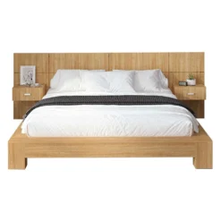 Grand lit avec panneaux et tables de chevet (60")