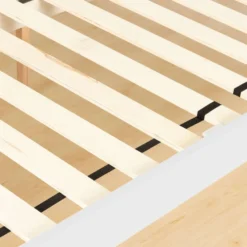 Grand lit en bois massif (60