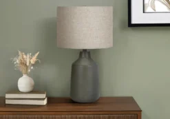 Lampe de table 24"H en béton