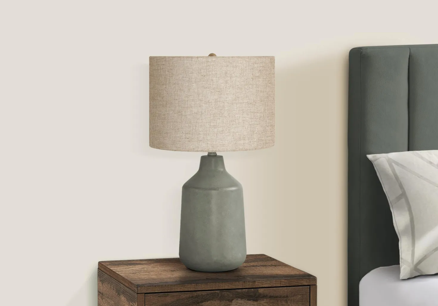 Lampe de table 24"H en béton
