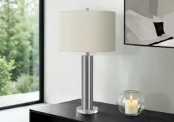 Lampe de table 28"H en métal