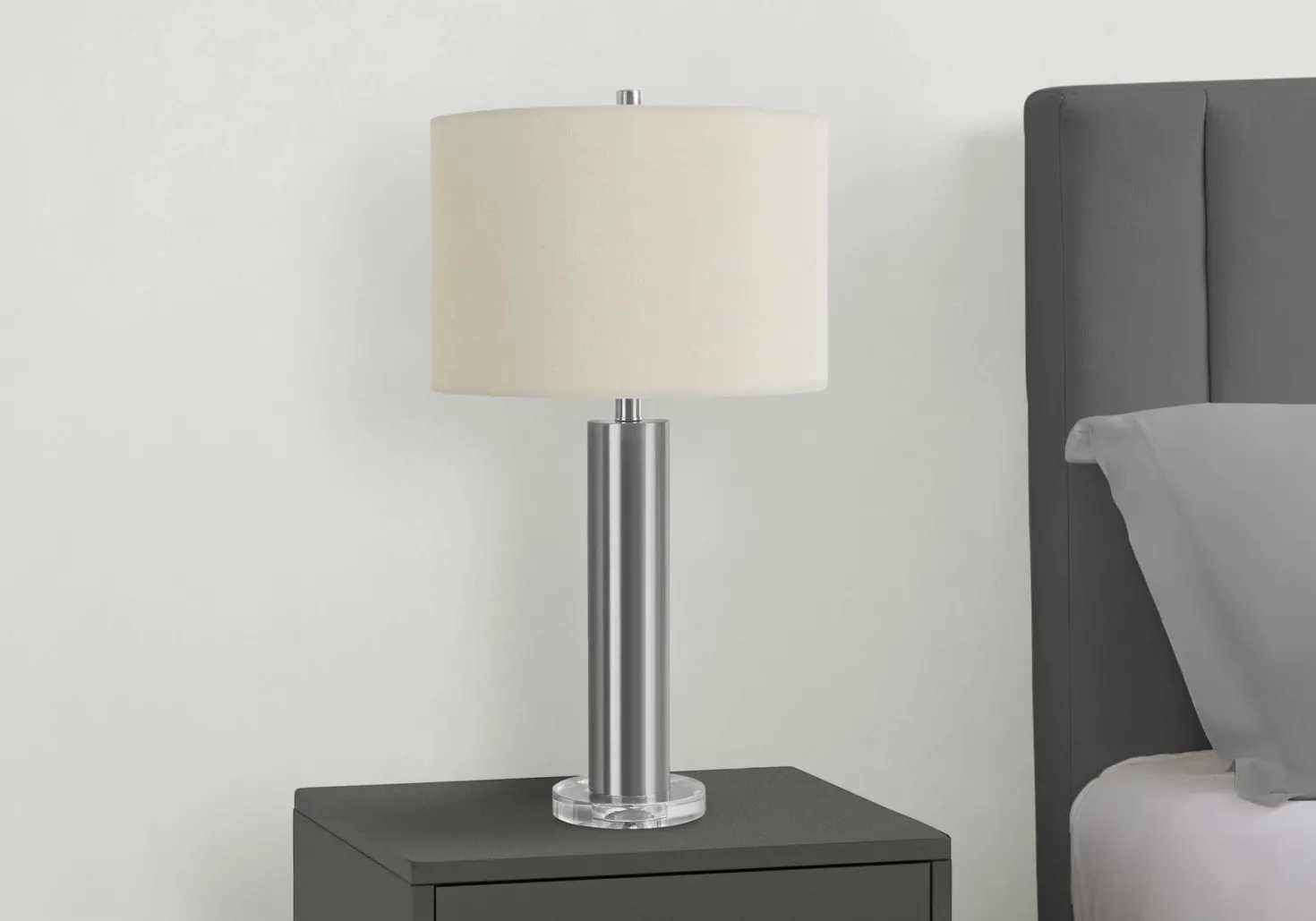 Lampe de table 28"H en métal
