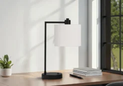 Lampe de table 19"H en métal avec ports usb