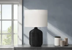 Lampe de table 23"H en rotin