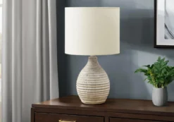 Lampe de table 17"H en résine