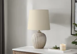 Lampe de table 19"H en résine