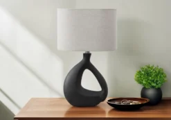 Lampe de table 23"H en résine