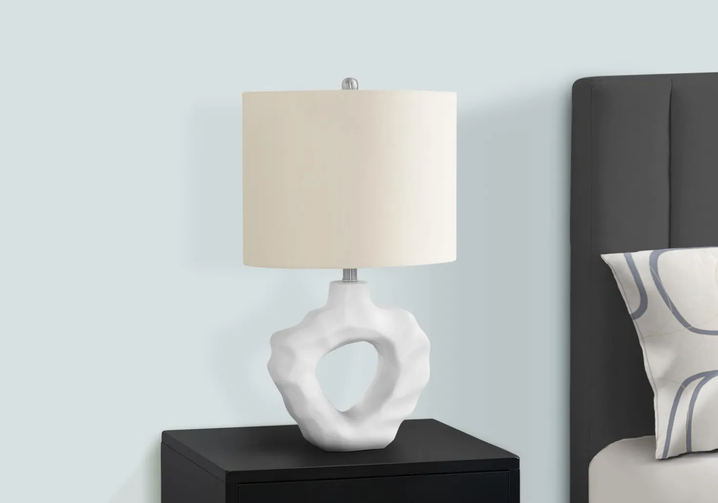 Lampe de table 25"H en résine