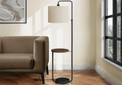 Lampe sur pied 67"H en métal avec ports usb