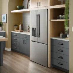 LG Réfrigérateur 23,7 pi3 36 po Acier inoxydable Portes françaises - LF24Z6530S