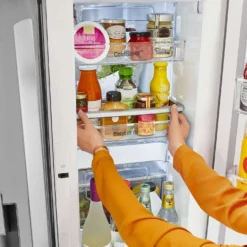 LG Réfrigérateur 30 pi3 36 po Acier inoxydable Congélateur en bas, Portes françaises - LRFDS3016S