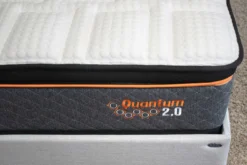 Matelas double roulé semi-ferme à ressorts ensachés - 54"