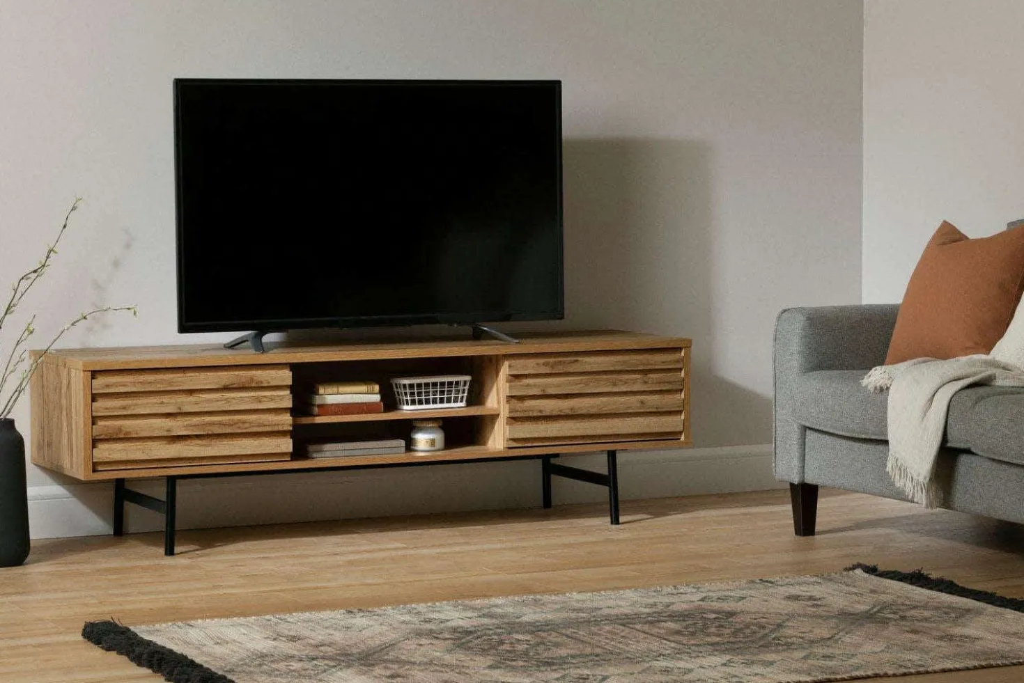 Meuble TV avec tiroirs 70" - South Shore