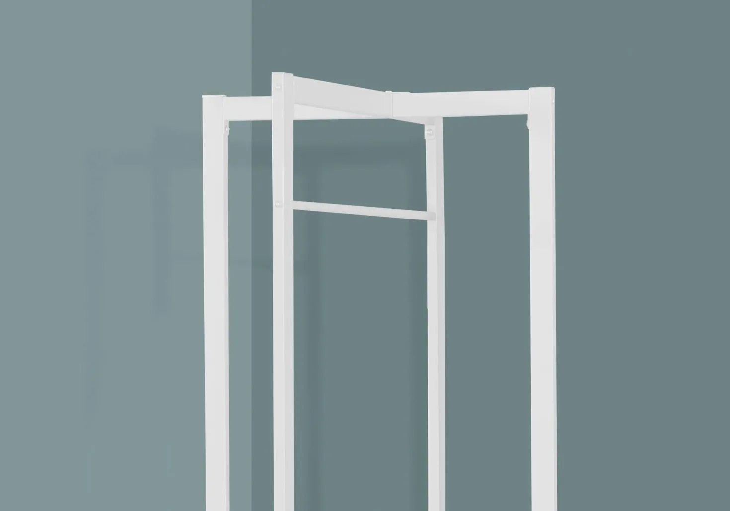 Patère - 72"H, métal blanc