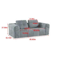 Sofa roulé et compressé dans une boite