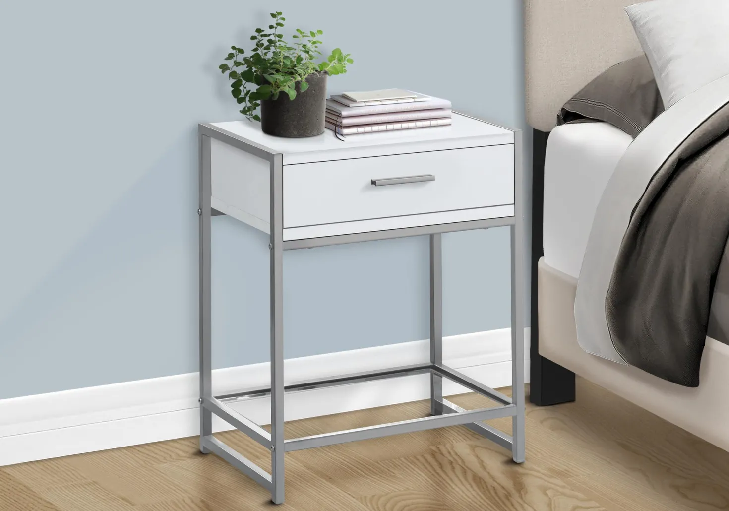 Table d'appoint - 22"H, blanc, argent, verre trempé - Monarch