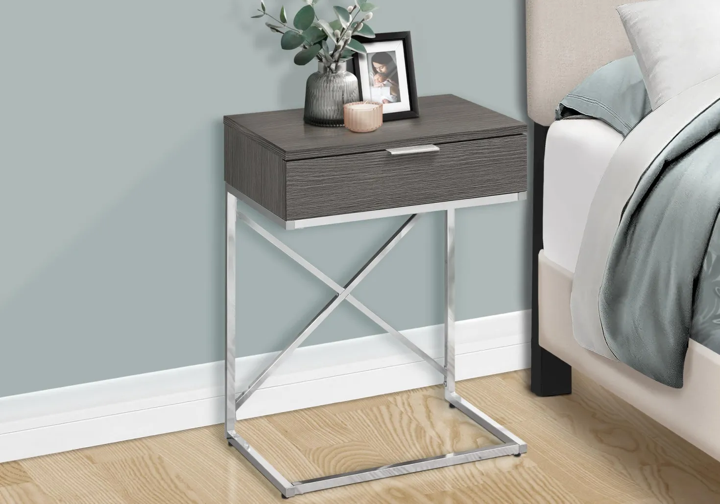 Table d'appoint - 24"H, gris, métal chrome - Monarch