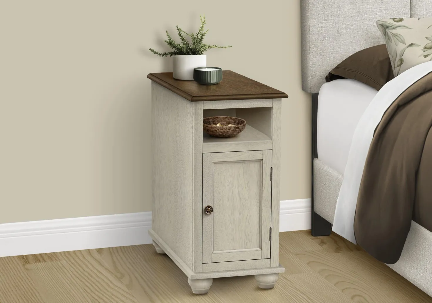 Table d'appoint 24"H - Monarch