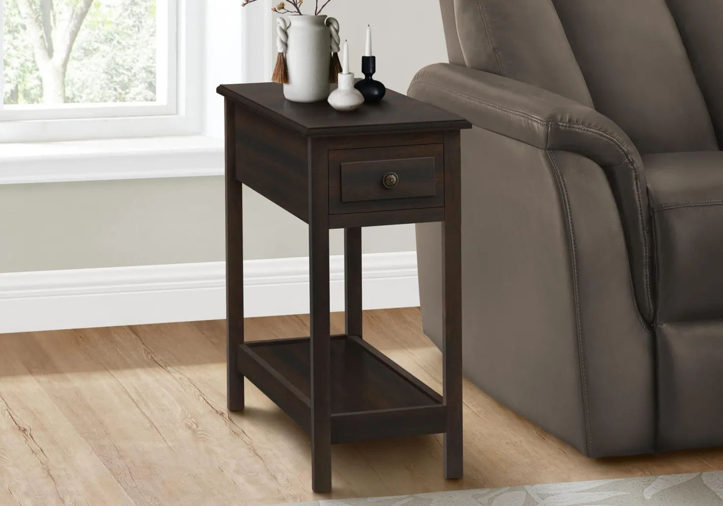 Table d'appoint 25"H - Monarch