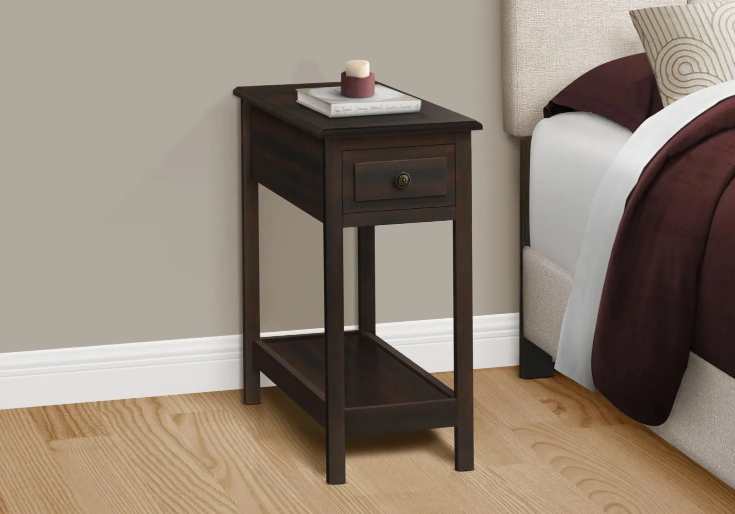 Table d'appoint 25"H - Monarch
