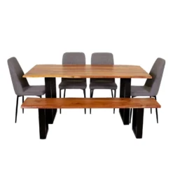 Table de 67 pouces avec 4 chaises