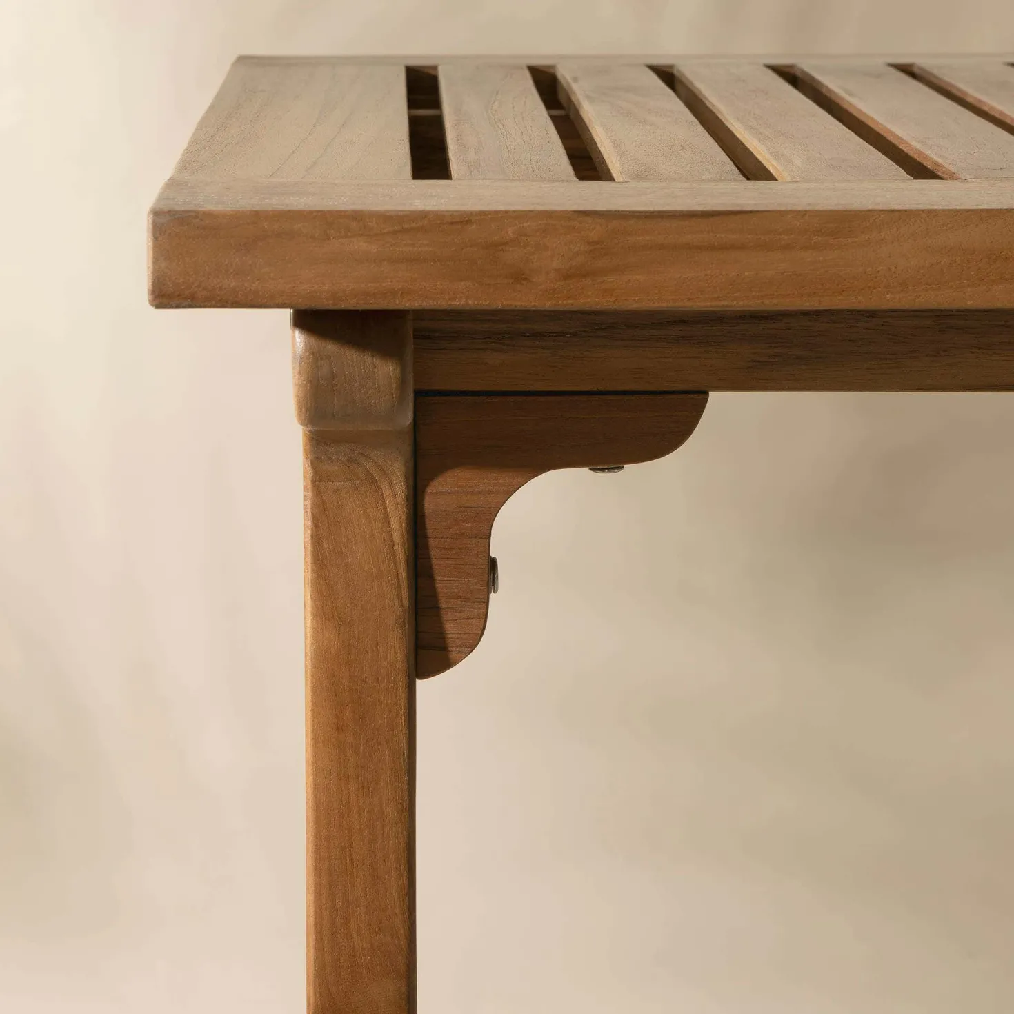 Table à manger extérieur en bois massif 54"